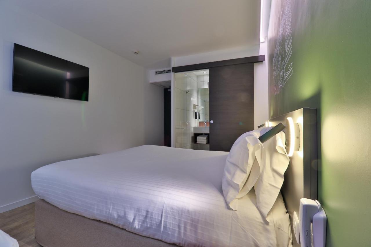 Hotel Restaurant Kyriad Fréjus מראה חיצוני תמונה