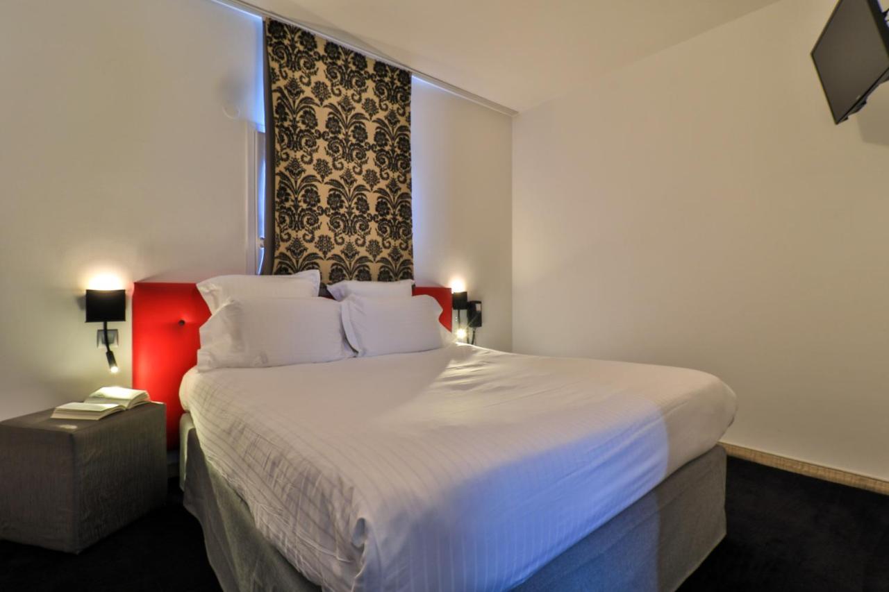 Hotel Restaurant Kyriad Fréjus מראה חיצוני תמונה