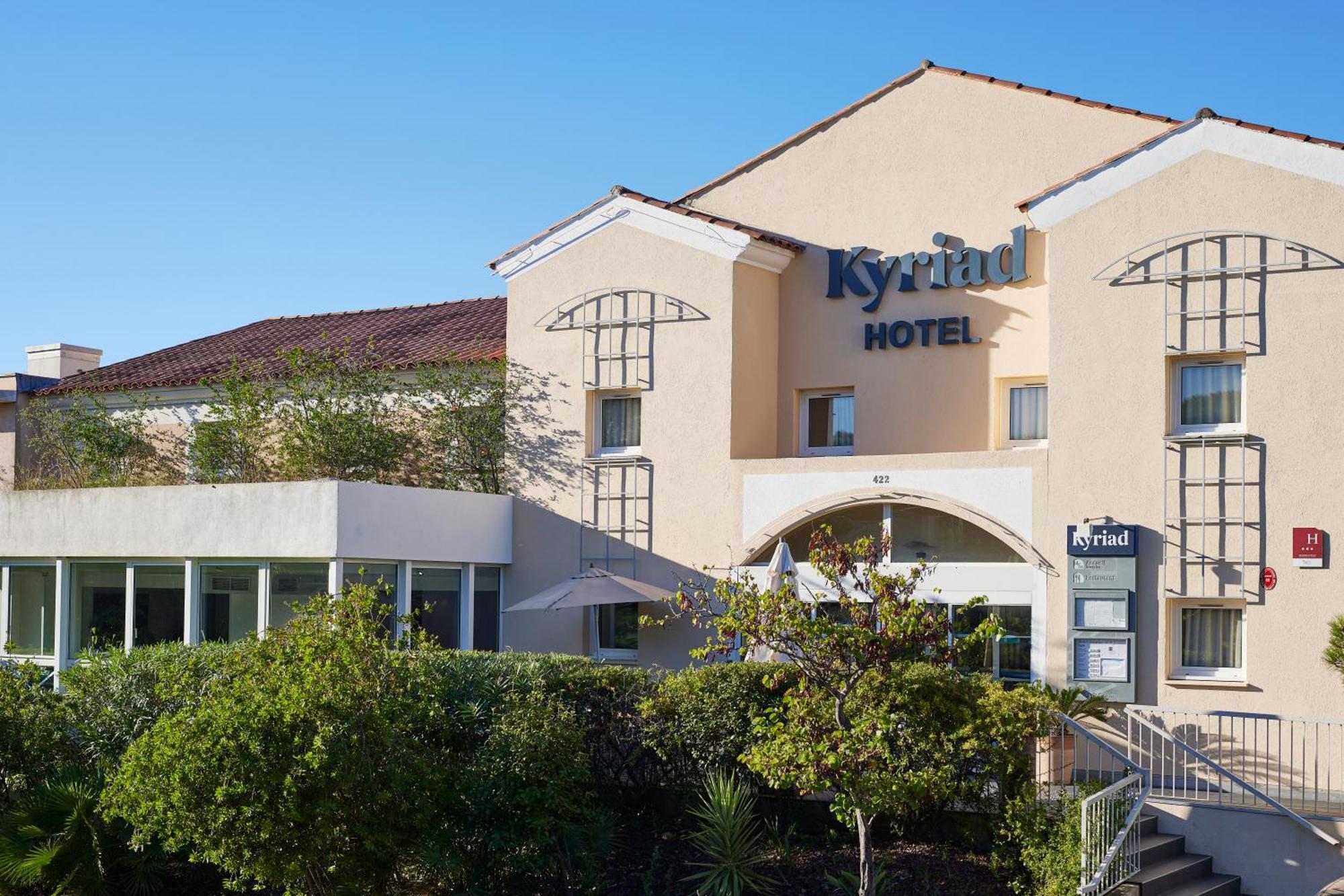 Hotel Restaurant Kyriad Fréjus מראה חיצוני תמונה